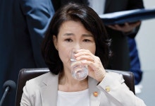 이 대통령, 이진숙에 두 번째 경고?…“비공개 회의 내용 왜곡 활용 안 돼”
