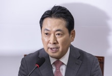 민주, ‘윤석열 면회’ 장동혁에 “제2의 윤석열 꿈꾸는가”