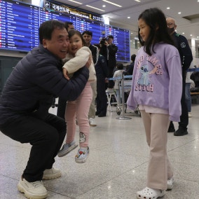 중동서 발 묶였던 한국인 372명, 두바이발 민항기로 인천 도착