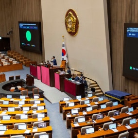 ‘종합특검 연장법’ 본회의 통과…국힘 필리버스터 종료