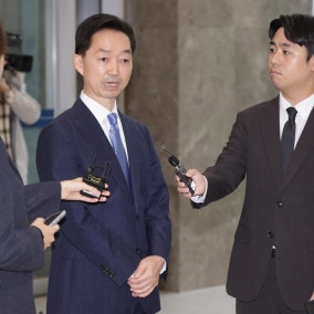 첫 출근 김지용 중수청장, 국무회의 참석 묻자 “관계기관과 협의”