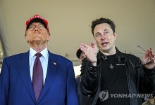 "머스크, 실세 맞네"…트럼프 리조트서 하루 300만원짜리 별장 눌러앉아