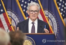 `마이웨이` 파월 "트럼프 금리인하 압박, 전혀 영향 없다"
