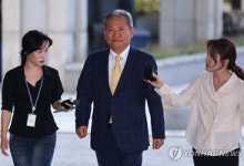 내란특검, ‘언론사 단전·단수 지시’ 이상민 전 장관 피의자 조사