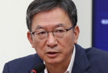 정성호 "'계엄설' 대통령실 반응 이상해"