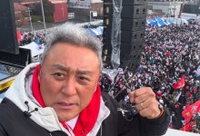 "계엄 끝나 아쉬워" 배우 최준용, 누리꾼 '별점 테러' 공격 받았다
