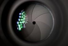 승무원 초청해 화장실에 카메라를…韓 사무장, 싱가포르서 징역형
