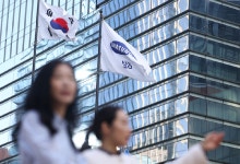 삼성전자, 글로벌 직원 1만명 줄고 국내 4500명 늘었다
