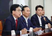 송언석 "노란봉투법·상법, 여야 협의기구 만들어 추가 논의하자"