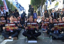 재보선 참패 후 장외집회 나선 조국혁신당, 그 속사정은
