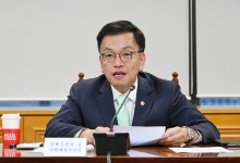 환율 급등에 당국 ‘구두개입’…최상목 “과도한 변동성엔 적극 안정조치