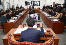 국토위, 여객기 참사 2차가해 방지 결의안 의결···“엄중 조치 요구”