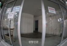 소매판매 21년 만에 최대폭 감소···계엄 여파에 12월 소비도 ‘마이너스’