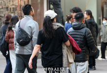 22일 토요일 낮 최고 25도 포근한 날씨··· 미세먼지는 보통~나쁨