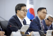 김동연, 미국 관세 협상에 “한국판 플라자 합의 안 돼…이재명 대통령에 힘 실어야”