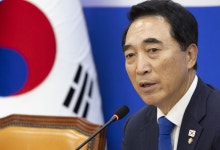 '품격 돋보이네' 박수현 의원이 국힘 대변인 문자 공개한 이유