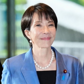 여성 총리에 붙은 부적절한 수식어, 일본 정치가 감추는 진실