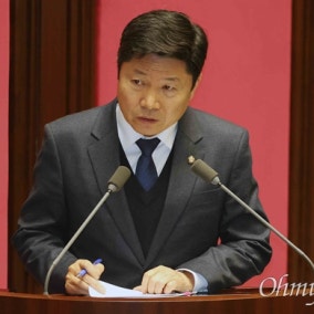 또다시 캄보디아 간 외교관 출신 의원 "군사조치? 상대국 자극하는 일"