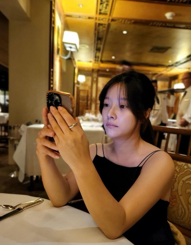 가수 벤, W재단 <b>이욱</b>과 이혼…"법적 절차 마무리"