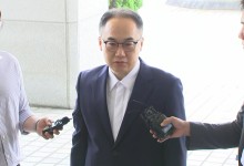 검찰총장 "'명품가방' 수사팀 의견 존중...임기 내 마칠 것"[현장영상+]