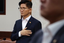 야당 의원 "일본 국적 하시라"...김문수 "왜 친일딱지 붙이나"