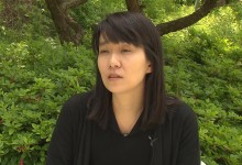 한강 "아들과 식사하다 소식 접해...모든 작가 노력에 영감"