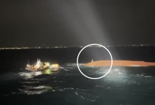 제주 해상에서 어선 전복...5명 구조·5명 실종
