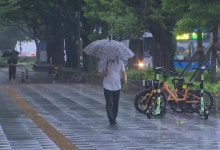 오늘 무더위 속 남부 소나기...'처서' 폭염 강화[날씨]