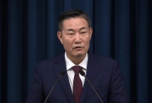 계엄 언급 '안가 모임' 신원식 소환...'구명로비' 김장환 "불출석"