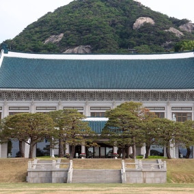 청와대 "선관위, 투표권 행사·개표 관리에 차질 없게 조치 바라"