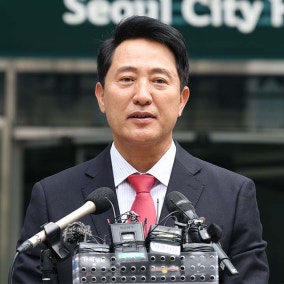 오세훈 시정업무 복귀..."최우선 과제는 GTX 철근 누락"