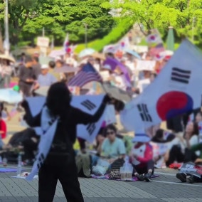 잠실 시위 3주째...'이러지도 저러지도' 경찰 딜레마