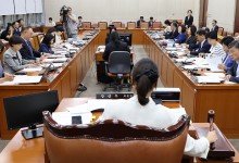 간호법 복지위 통과…오후 본회의 처리