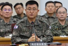 검찰, '계엄사령관' 박안수 육군참모총장 피의자로 소환