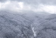 대설·강풍·풍랑경보 제주, 항공기·여객선 결항 잇따라