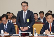국회, SKT에 "신뢰 깨져" "번호 이동 위약금 폐지해야" 질타