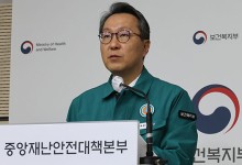 정부 “의사와 1대1 대화 의지…‘증원 백지화’ 주장 말고 나와달라”