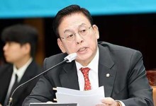 경찰, ‘돈 봉투 수수 의혹’ 정우택 전 의원 구속영장 신청