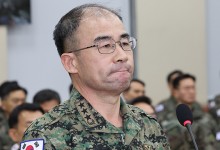 특전사령관 “윤 대통령, 문 부수고 의원 끄집어내라 지시”