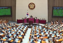 ‘상설특검·체포요구결의안’ 통과…여당서도 찬성표
