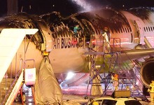 항공기 화재에도 김해공항 정상 운영…에어부산 일부 차질