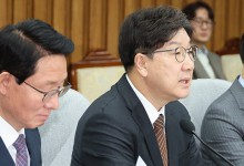 권성동 “추경, 야당과 협의 의지 있어…원칙은 ‘핀셋추경’”