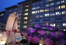 교황 “신자들께 감사”…바티칸 “상태 안정적”