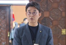 민주당 “탄핵심판 결론 전까지 매일 광화문 집회 참석…국회서도 비상대기”