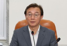 전재수, 대선 불출마 선언 “정권 교체·국민 통합에 역할 다할 것”