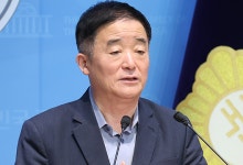민주 강득구 “조국, 개선장군처럼 보일까 걱정…자숙과 성찰 시간 필요”