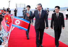 ‘베트남 권력서열 1위’ 럼 서기장 북한 도착…사흘간 국빈방문 개시