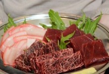 일본서 멸종위기 고래고기 4톤 밀반입한 50대…집행유예 선고