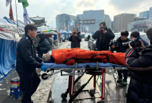 '윤 대통령 파면 촉구' 단식 중이던 민형배, 병원 이송
