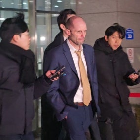 로저스 쿠팡 임시대표, 두 달 만에 또 주식 보상…약 61억원 규모